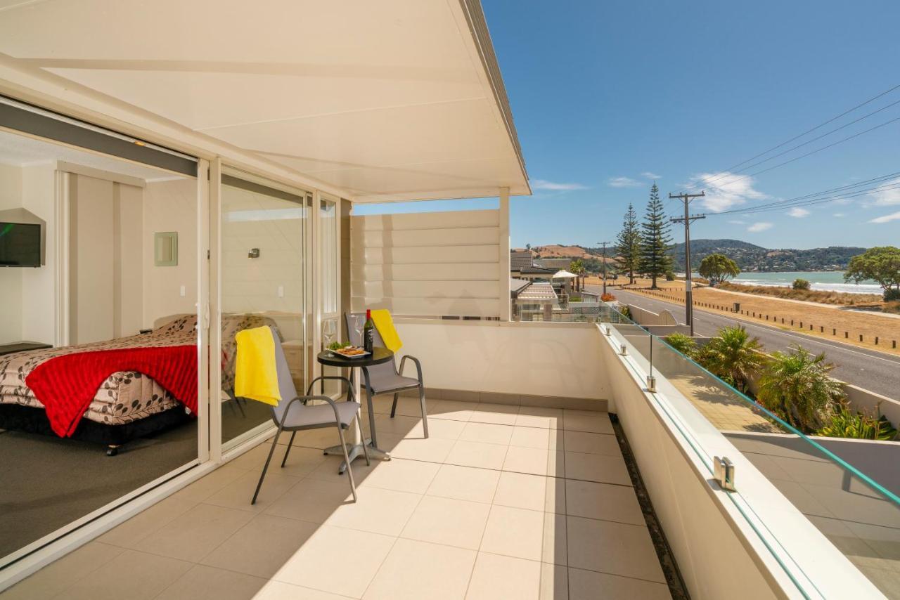 The Oceanside Motel Whitianga Exterior foto